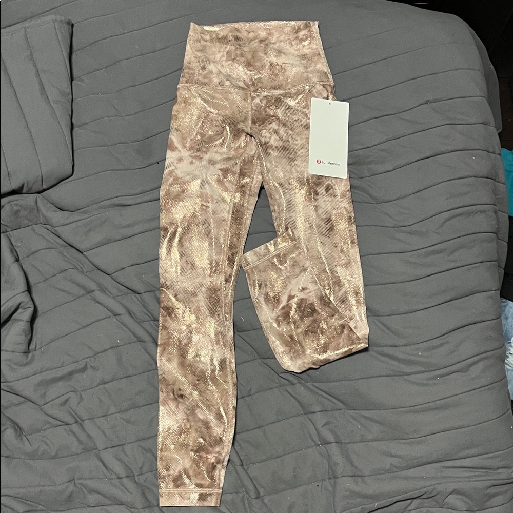 *NEW* Lululemon Athletica Shiny Leggings in Metallic Brown